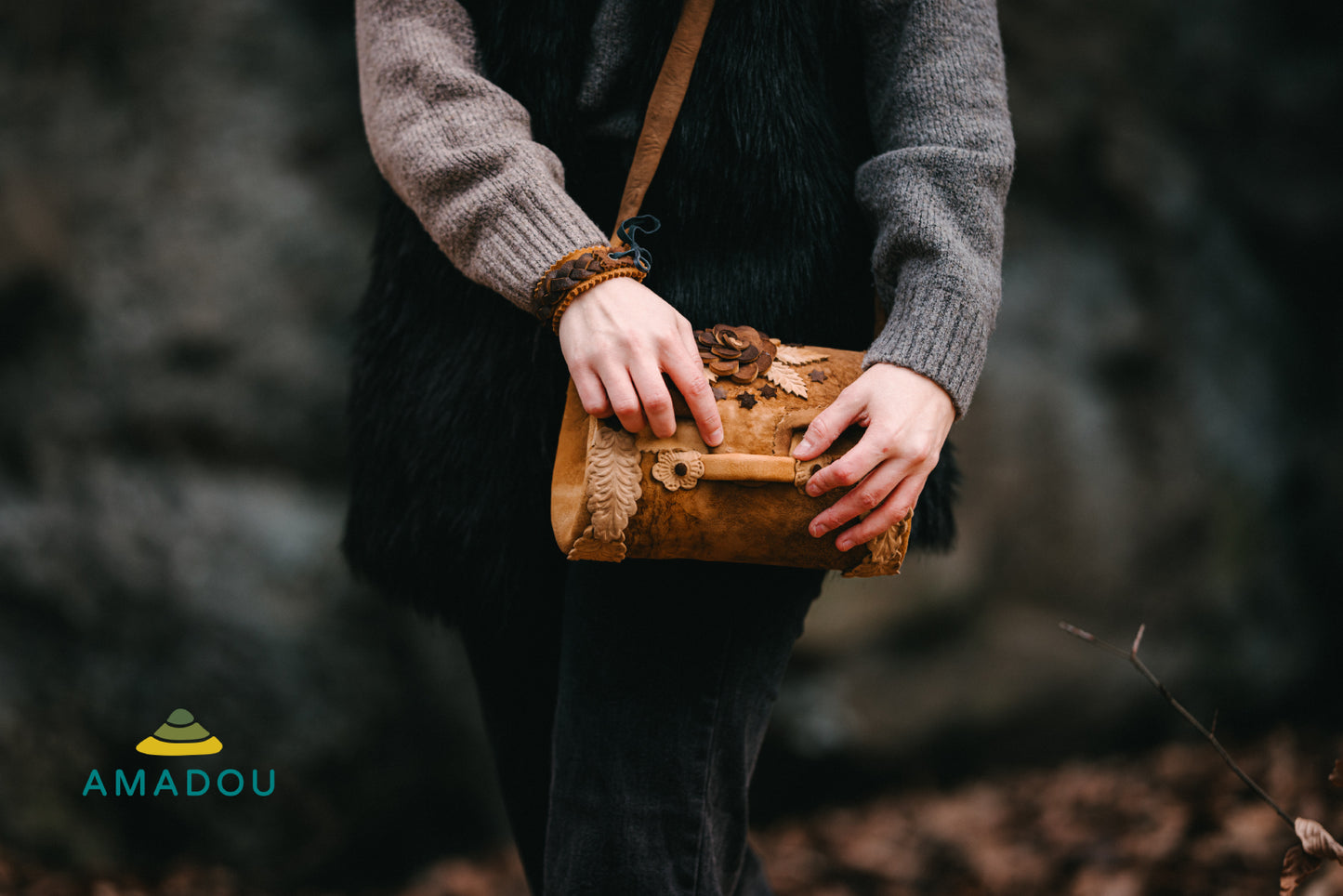 Amadou shoulder purse / legacy / small