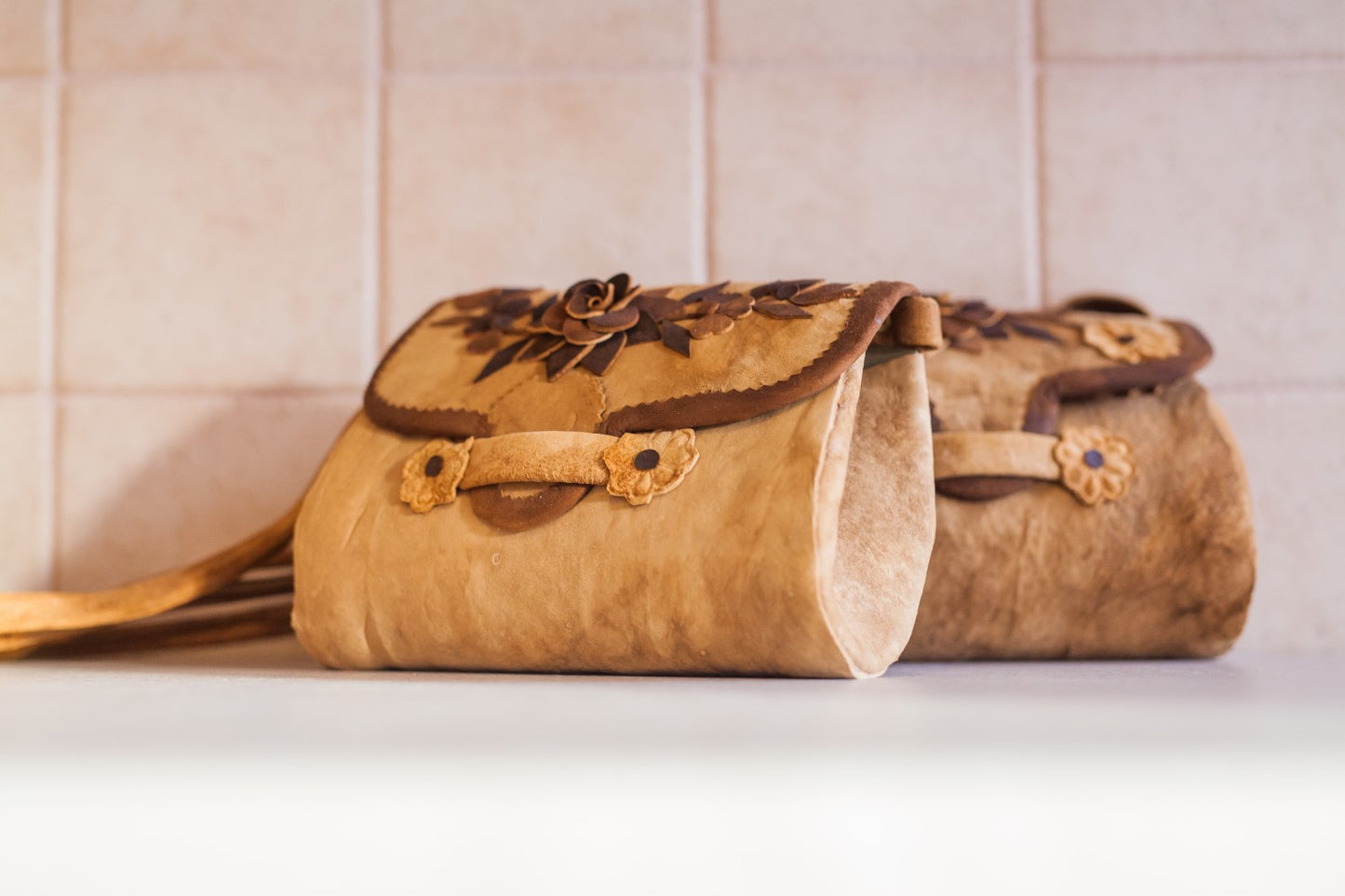 Amadou shoulder bag / legacy / big