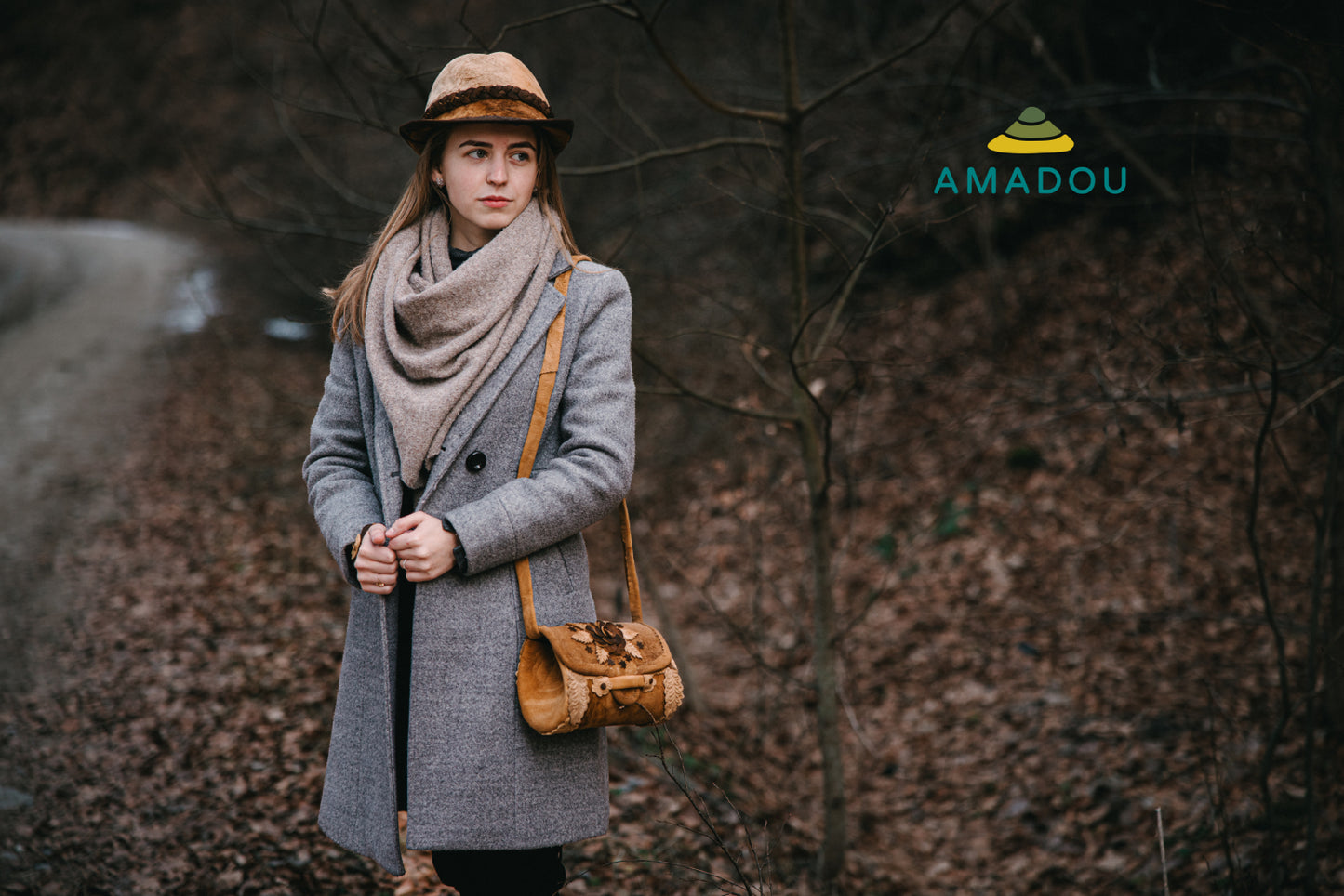 Amadou shoulder purse / legacy / small